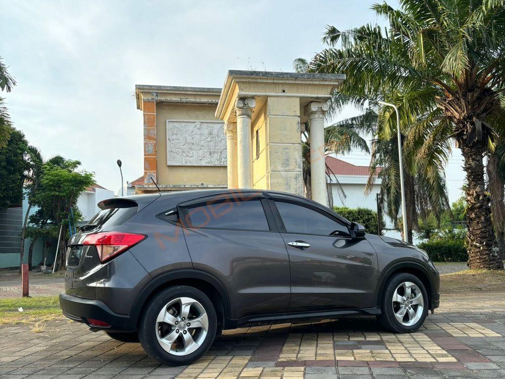 Mobil Honda HR-V 2016
