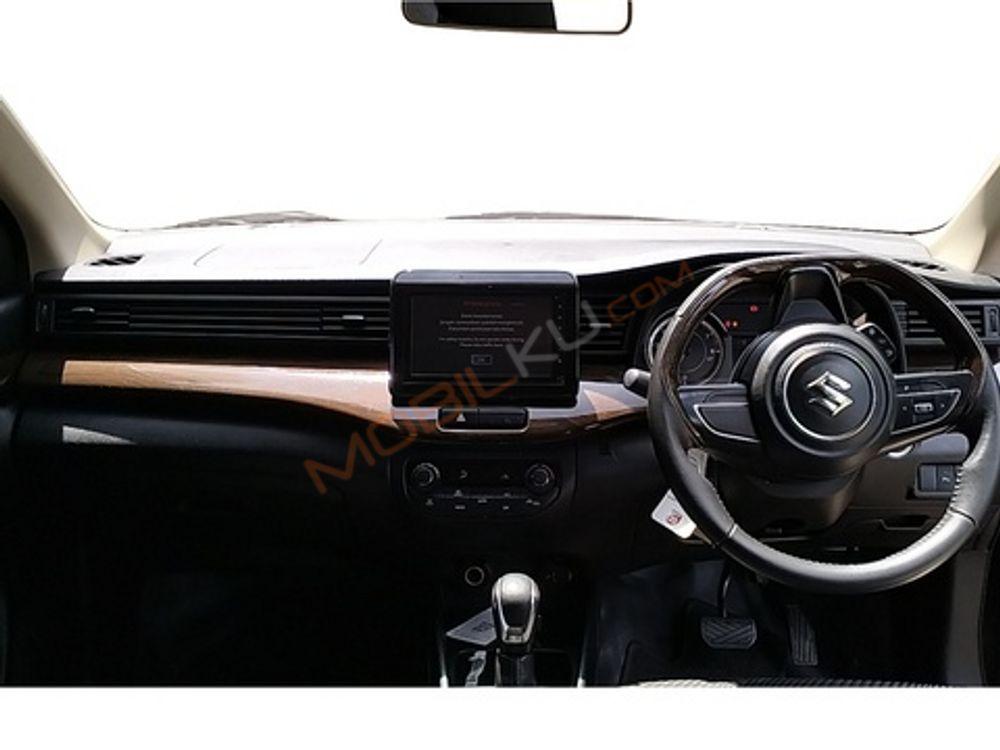 https://mobilku.s3.ap-southeast-3.amazonaws.com/ads/1000/87df9f26-b7c4-40d5-846e-12f8ce9f7398.jpeg