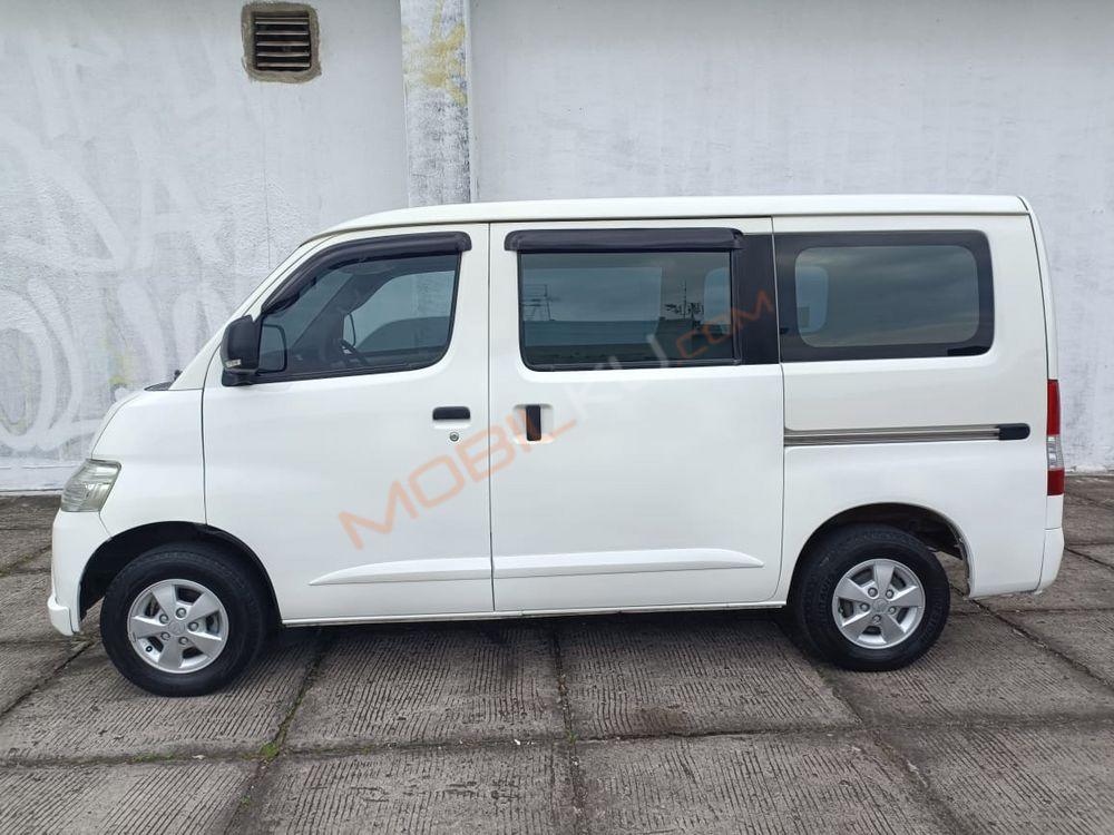 https://mobilku.s3.ap-southeast-3.amazonaws.com/ads/1000/8842dcc3-d994-4ba9-a142-ec2bc13d019e.jpeg