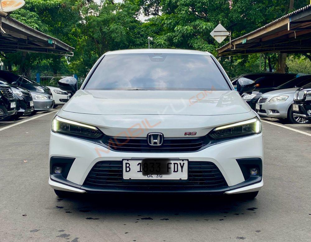 Mobil Honda Civic Sedan 2023
