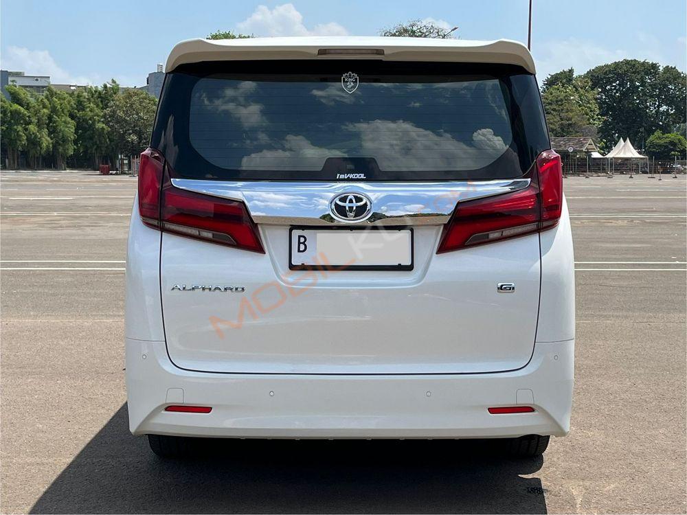 Mobil Toyota Alphard 2019