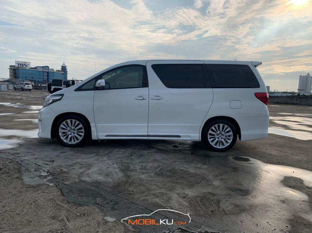https://mobilku.s3.ap-southeast-3.amazonaws.com/ads/1000/8a3e6aee-3e8d-4fcc-940b-28590a044dfc.jpeg