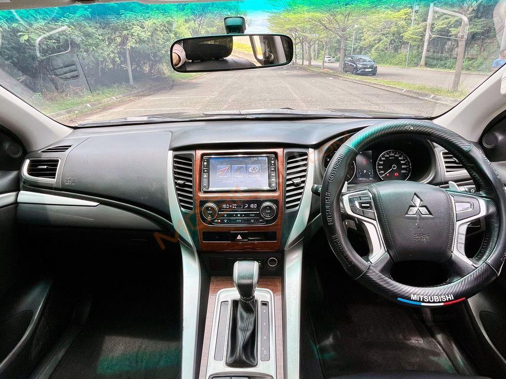 Mobil Mitsubishi Pajero Sport 2016