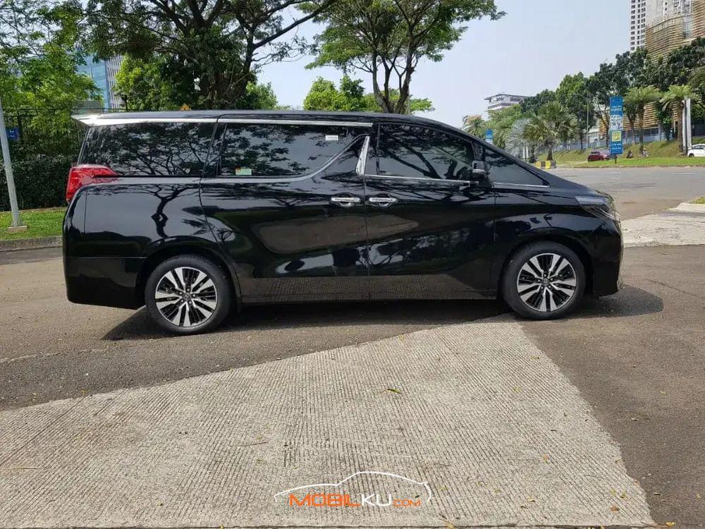 https://mobilku.s3.ap-southeast-3.amazonaws.com/ads/1000/8d8c25ee-9a22-4f88-b65a-95e702faa3f7.jpeg