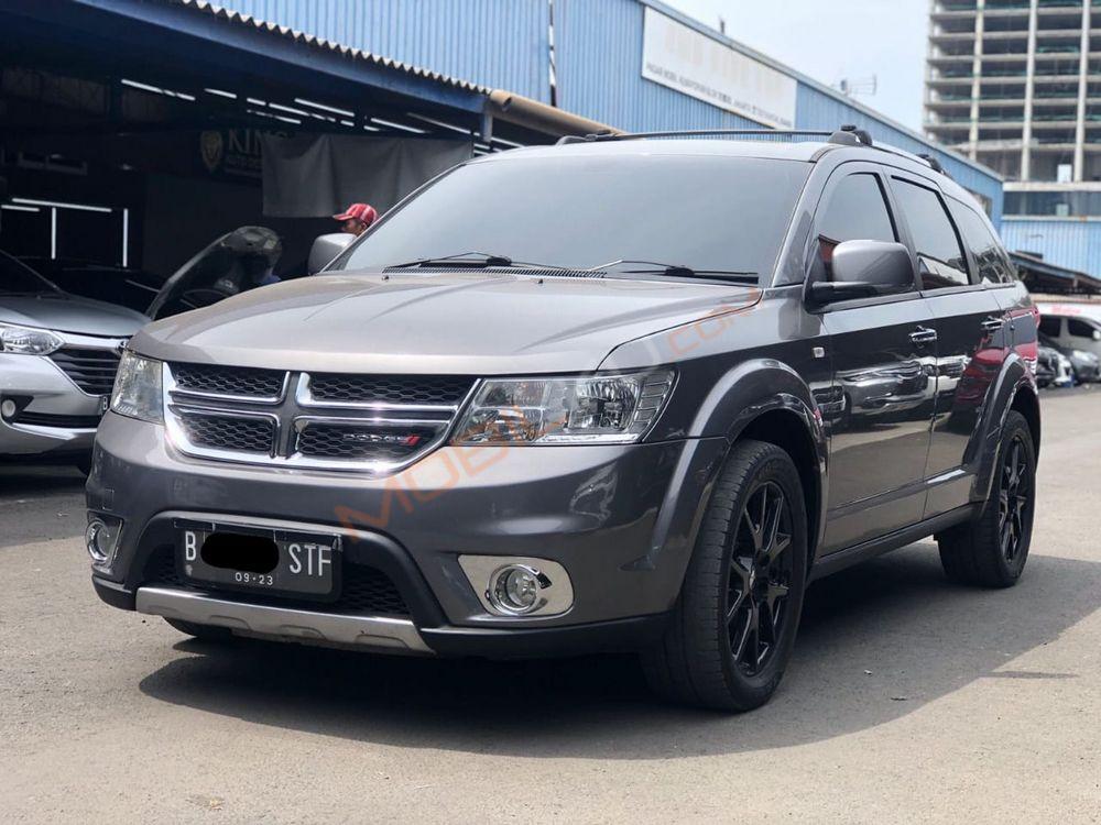 Mobil Dodge Journey 2013
