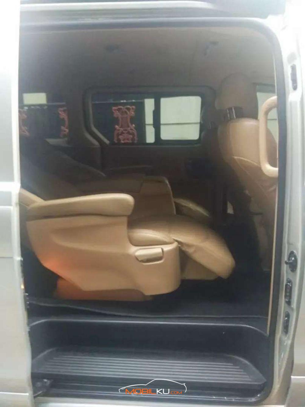 https://mobilku.s3.ap-southeast-3.amazonaws.com/ads/1000/8ddbdd0e-b33c-4c51-9b14-f08572563676.jpeg