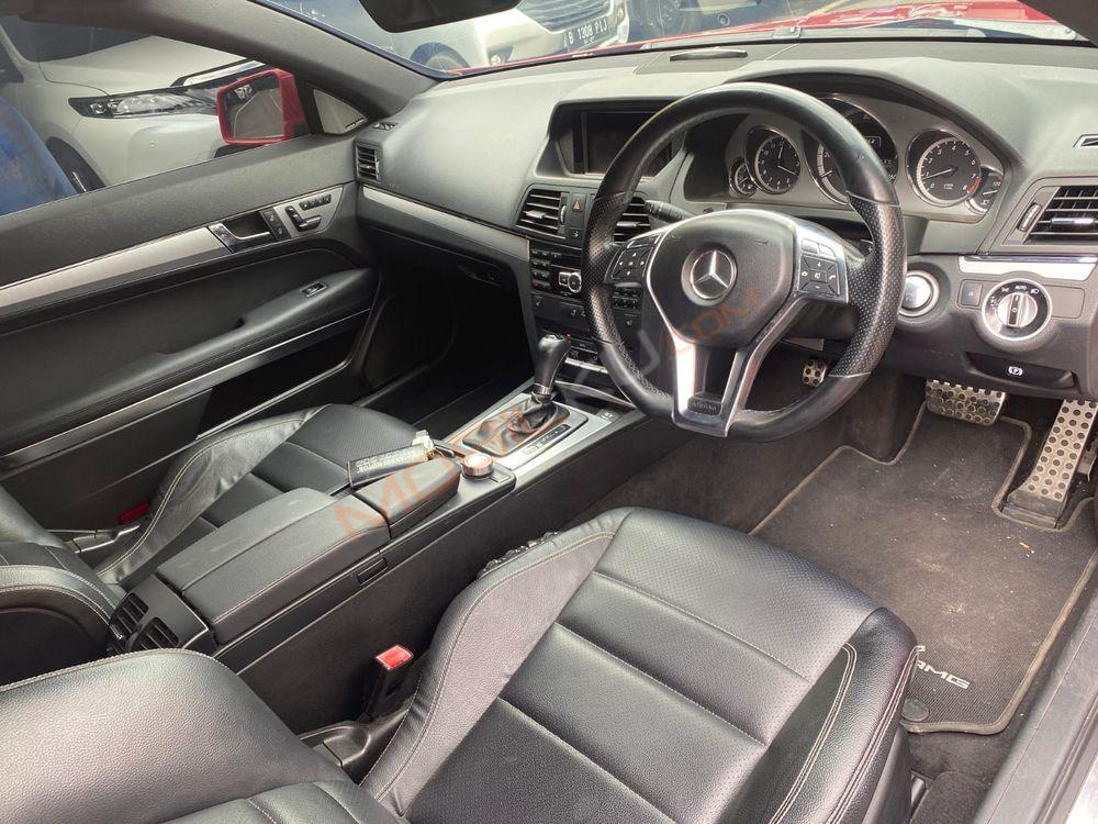 Mobil Mercedes-Benz E-Class 2013