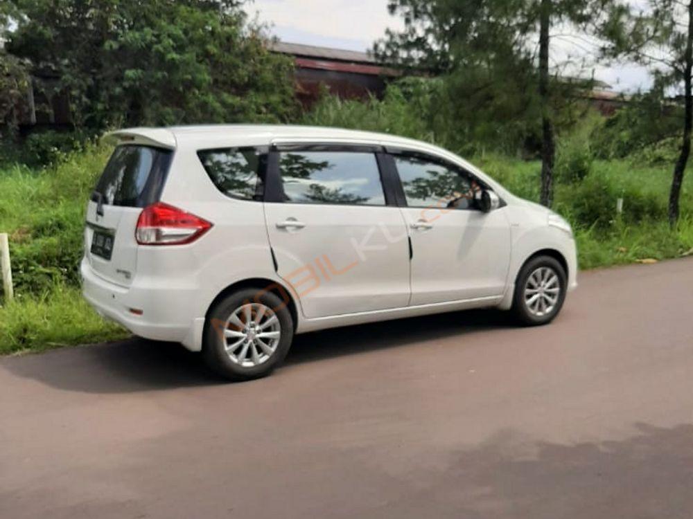 https://mobilku.s3.ap-southeast-3.amazonaws.com/ads/1000/8f96d963-edfd-4d79-982b-860b8b964aef.jpeg