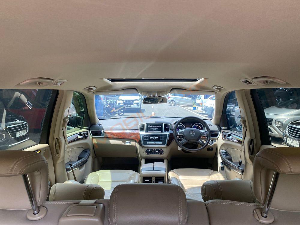 Mobil Mercedes-Benz GL 2013