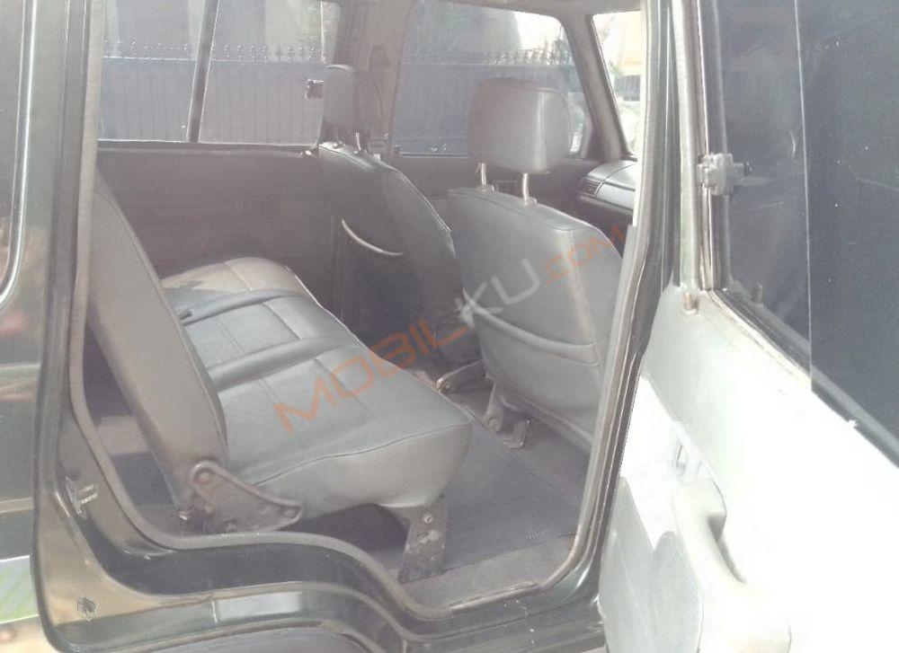 Mobil Toyota Kijang 1995