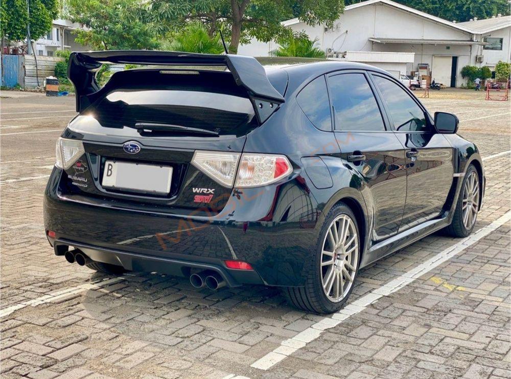 Mobil Subaru Impreza 2013