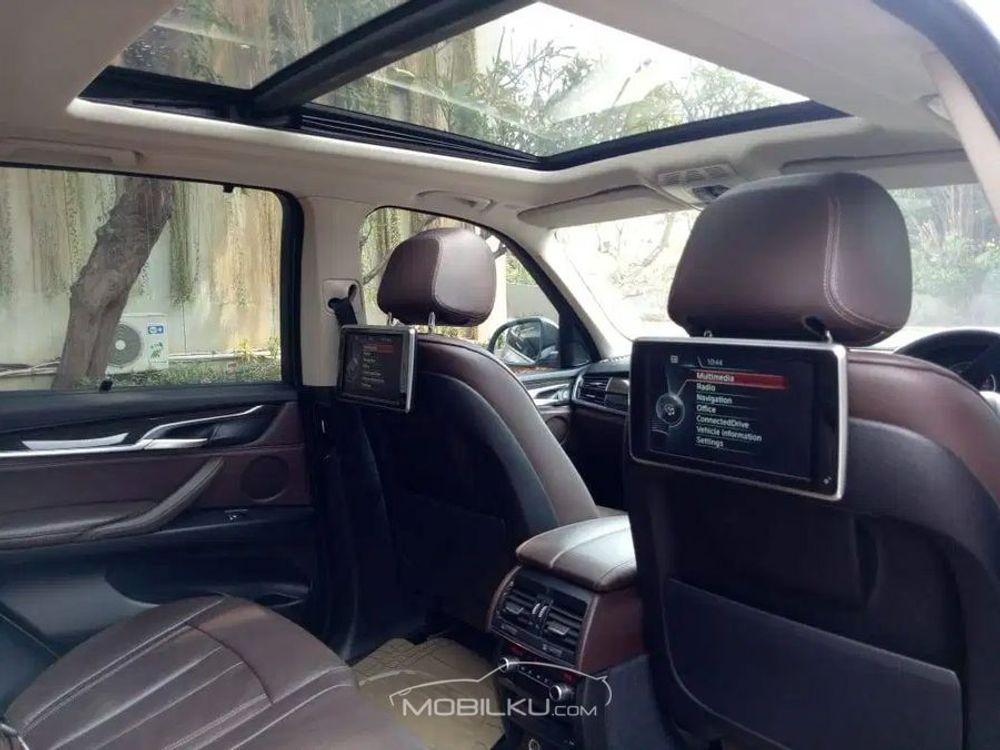 https://mobilku.s3.ap-southeast-3.amazonaws.com/ads/1000/9586f448-ffd6-410a-97d7-4e098ad59b21.jpeg