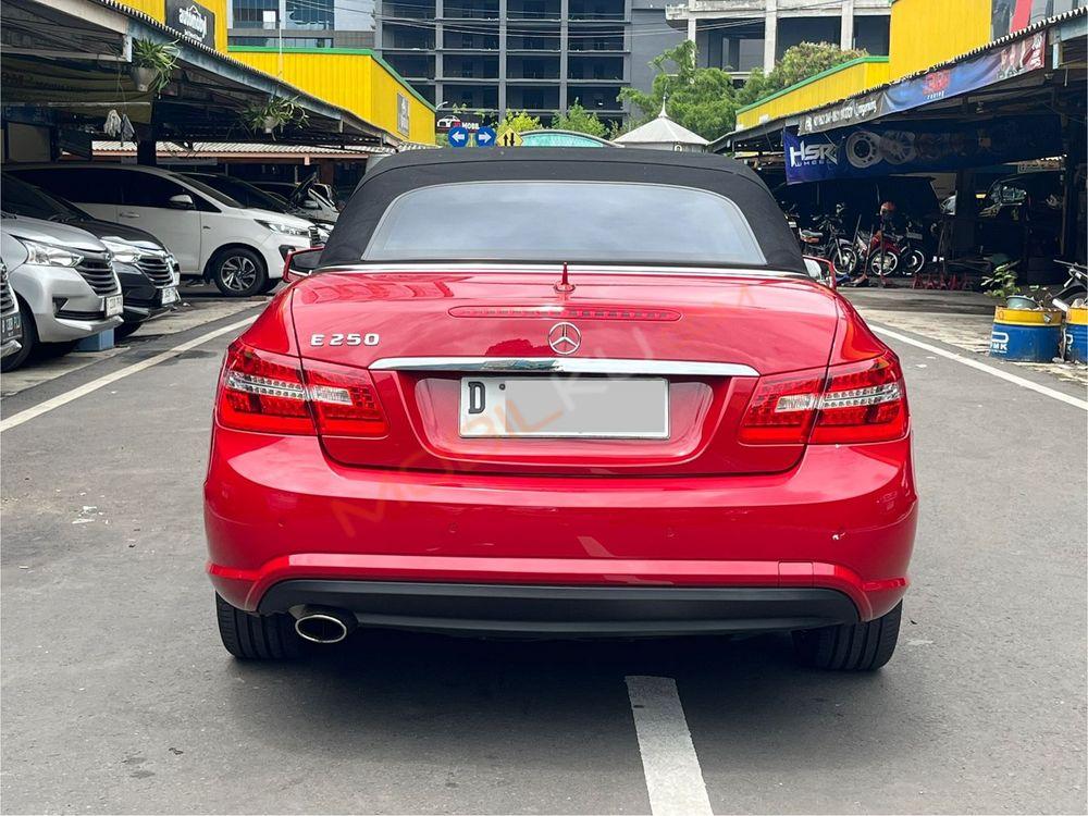 Mobil Mercedes-Benz E-Class 2013