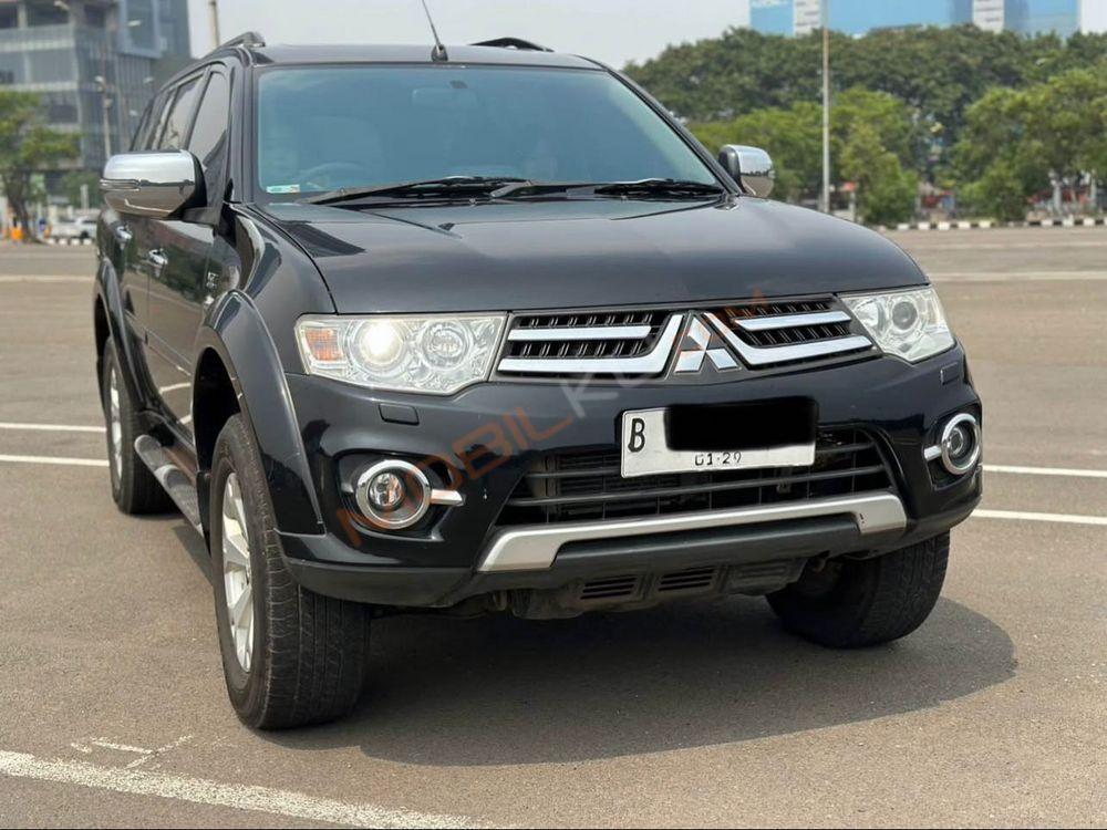 Mobil Mitsubishi Pajero Sport 2013