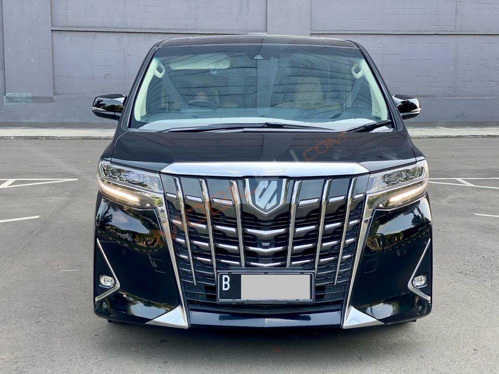 Mobil Toyota Alphard 2020