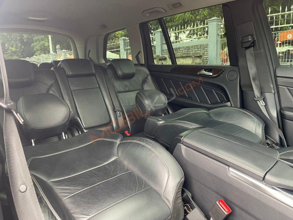 Mobil Mercedes-Benz GL 2016