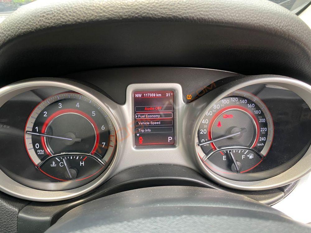 Mobil Dodge Journey 2013