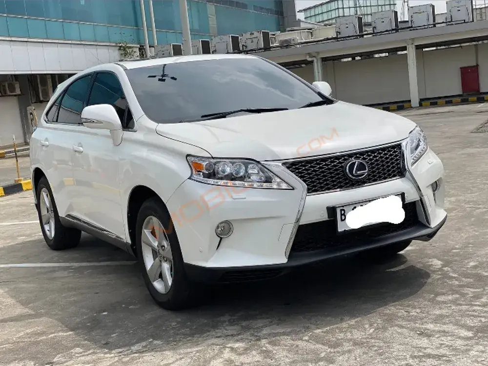 Mobil Lexus RX 2011