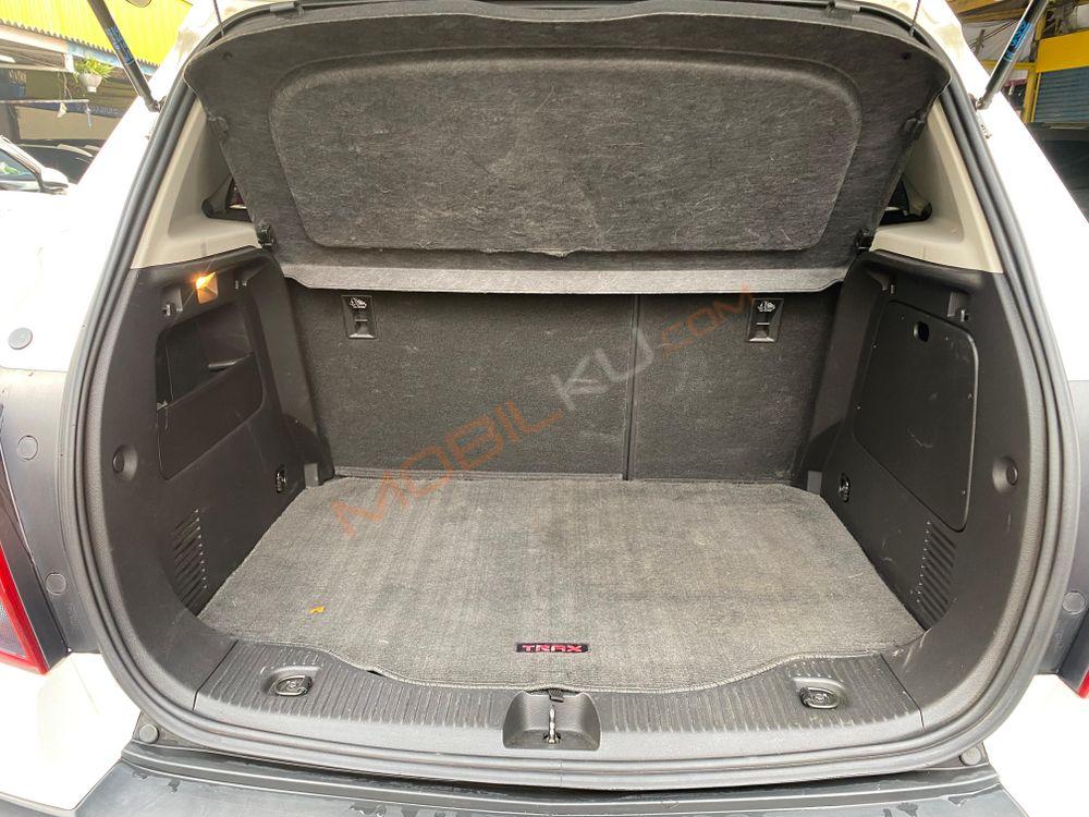 Mobil Chevrolet Trax 2016