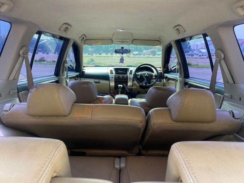 Mobil Mitsubishi Pajero Sport 2010