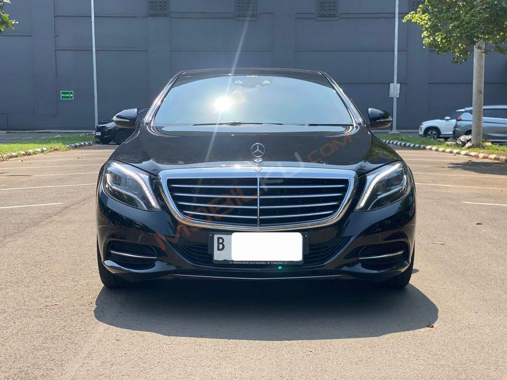 Mobil Mercedes-Benz S-Class 2015