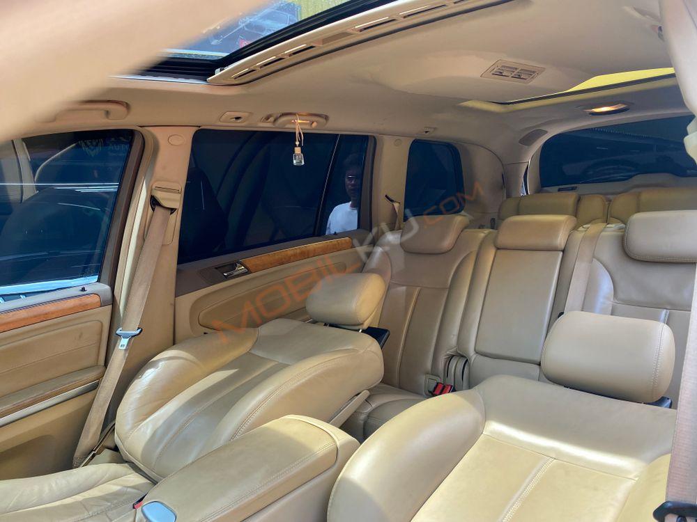 Mobil Mercedes-Benz GL 2009