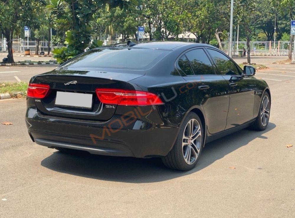 Mobil Jaguar XE 2016