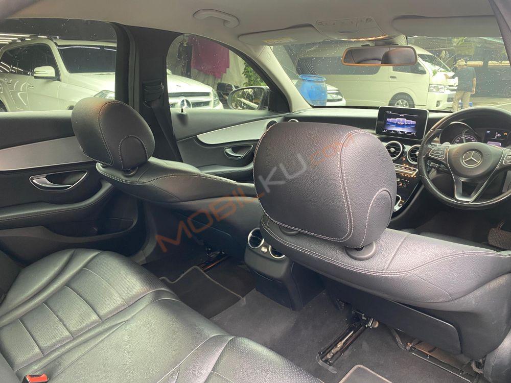 Mobil Mercedes-Benz E-Class 2013