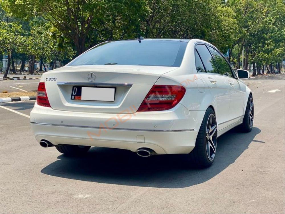 https://mobilku.s3.ap-southeast-3.amazonaws.com/ads/1000/a3311e40-fe81-40b6-ab9d-d49a592213ae.jpeg