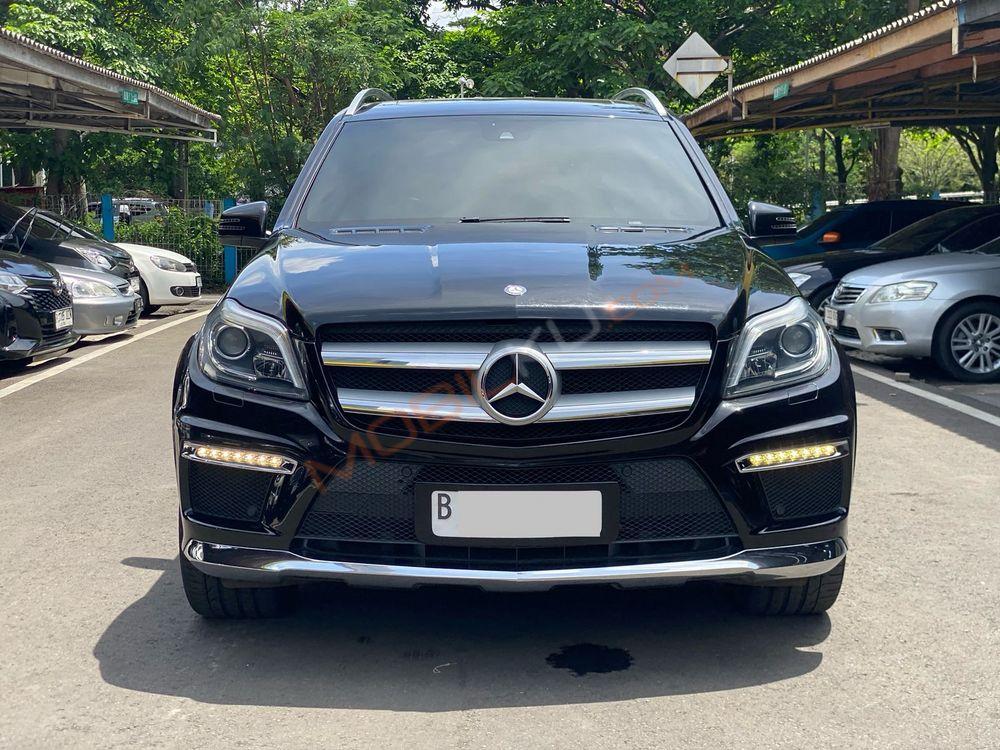 Mobil Mercedes-Benz GL 2013