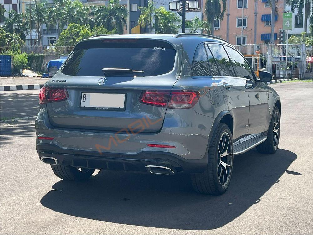 Mobil Mercedes-Benz GLC 2022