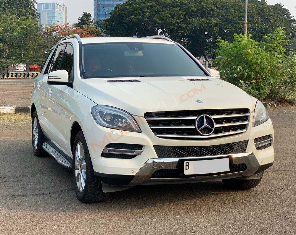 Mobil Mercedes-Benz ML 2013