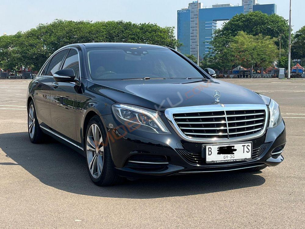 Mobil Mercedes-Benz S-Class 2015