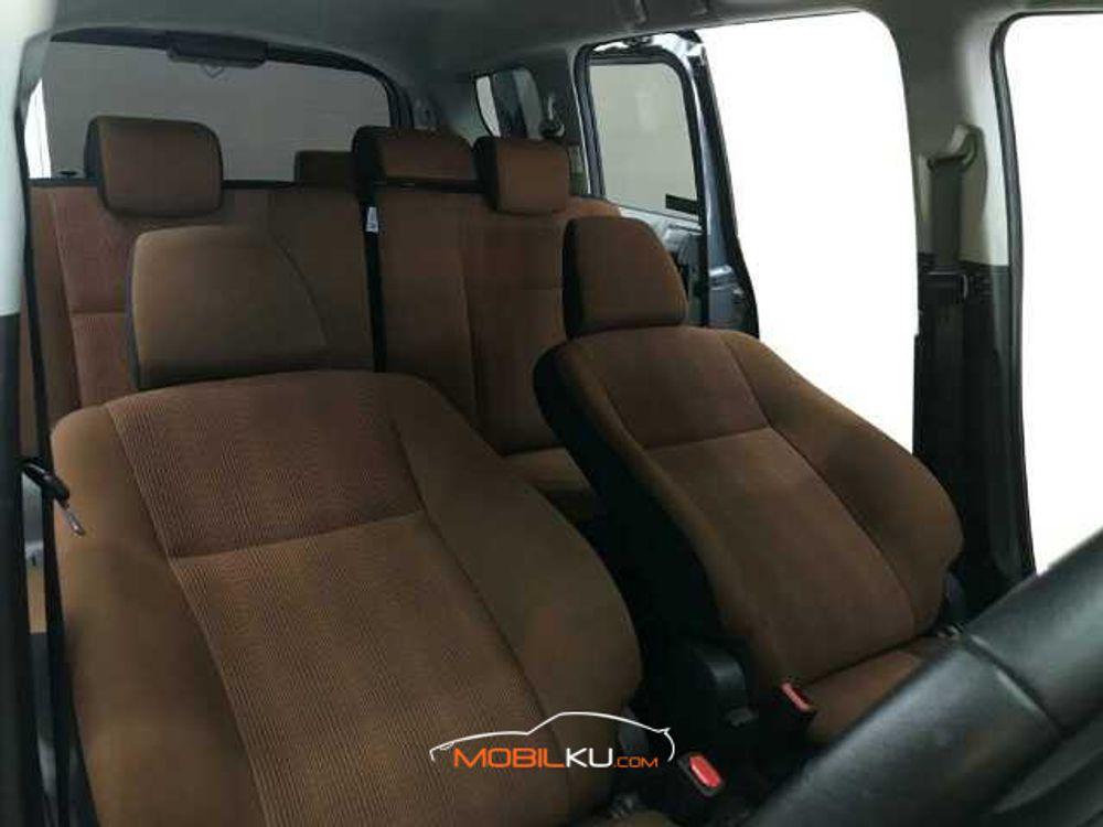 https://mobilku.s3.ap-southeast-3.amazonaws.com/ads/1000/a633ed25-f97b-4309-90bf-3df13d5bbfdd.jpg