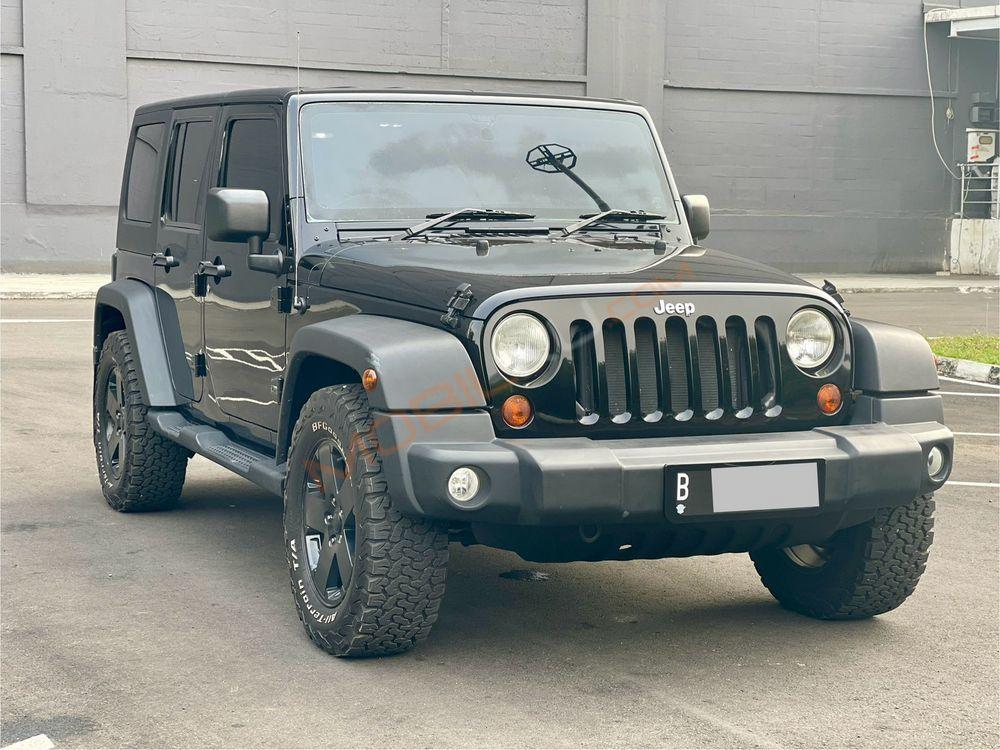 Mobil Jeep Wrangler 2011