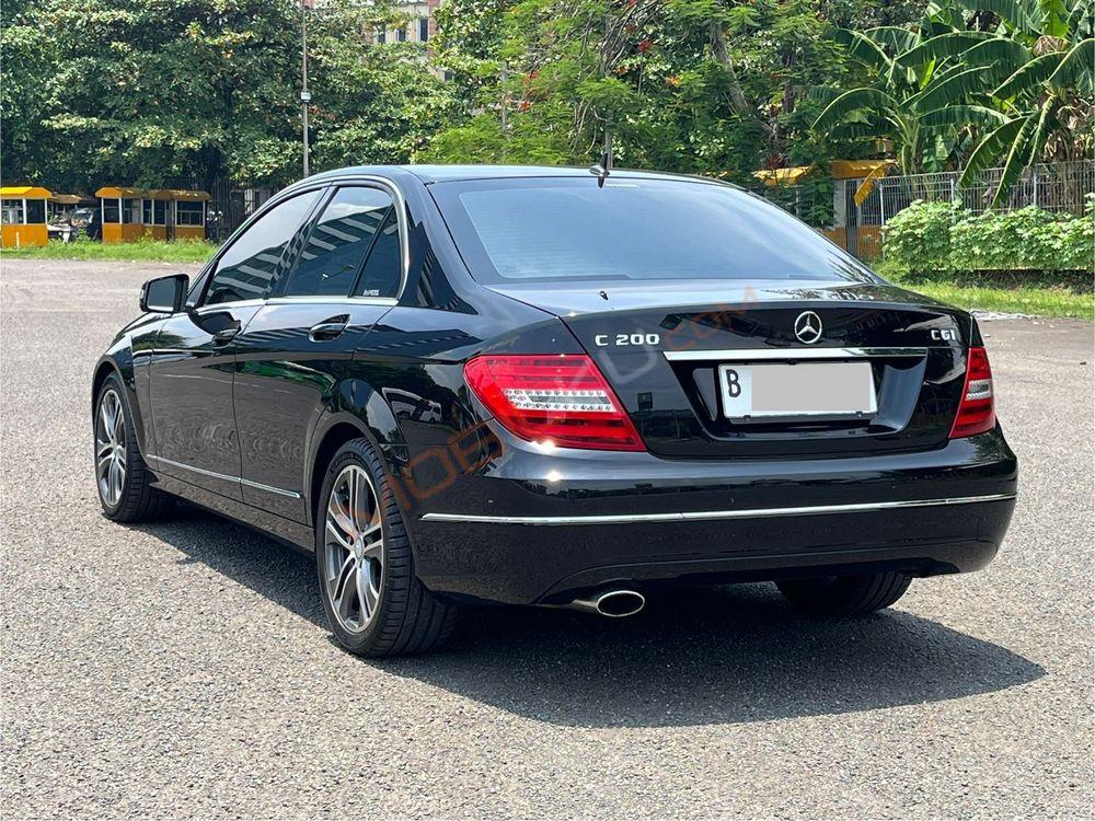 Mobil Mercedes-Benz C-Class 2013