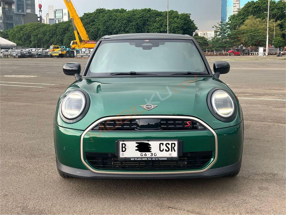 Mobil MINI 5-Door 2024