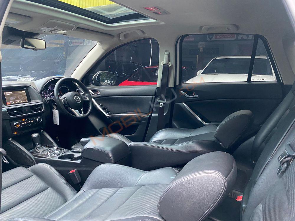 Mobil Mazda CX-5 2016