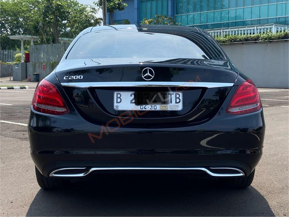 Mobil Mercedes-Benz C-Class 2014