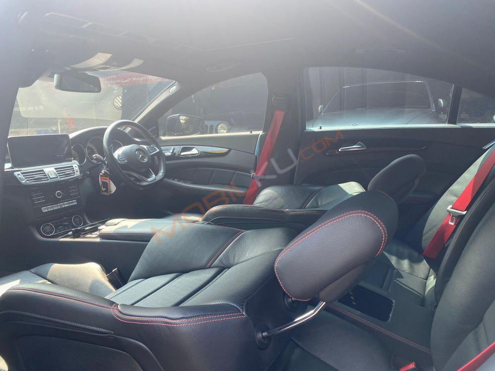 Mobil Mercedes-Benz CLS 2015