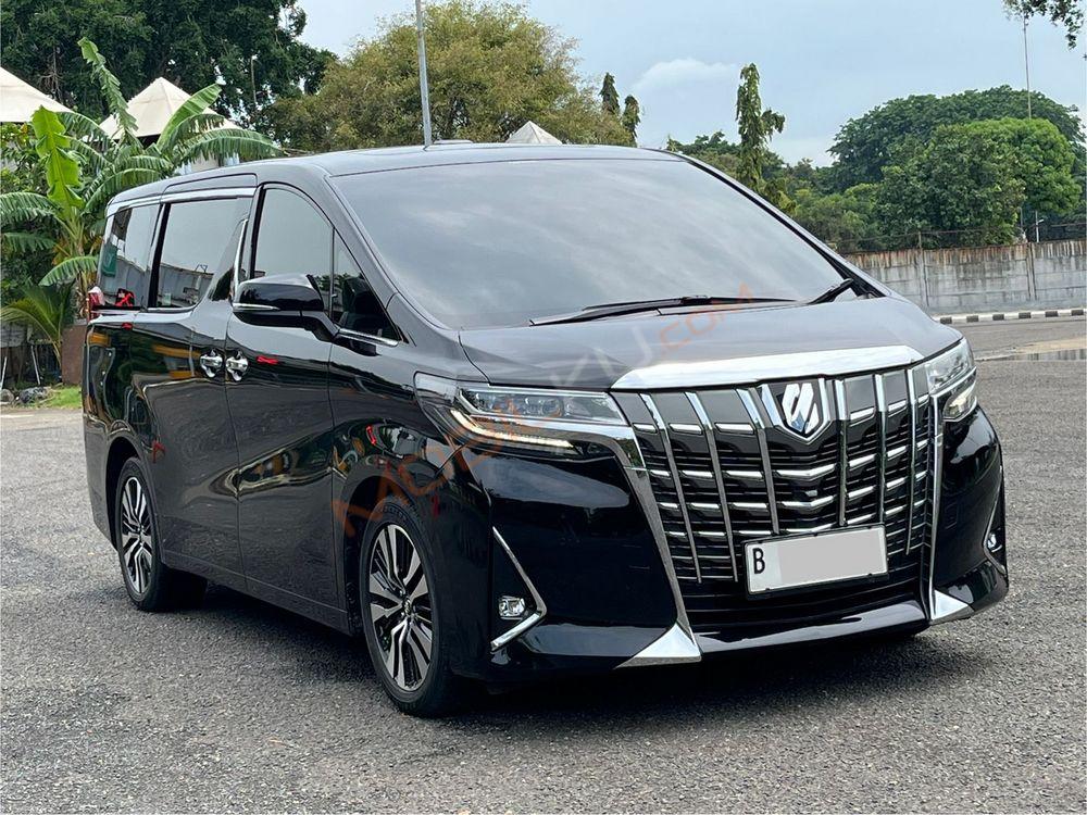 Mobil Toyota Alphard 2019