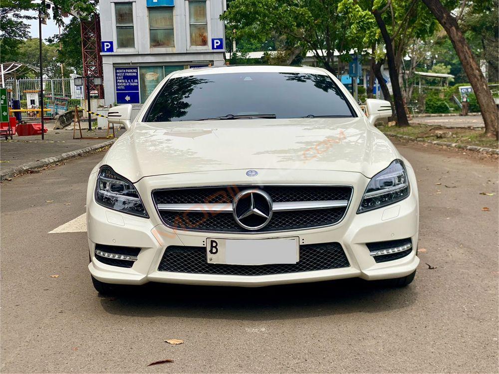 Mobil Mercedes-Benz CLS 2013