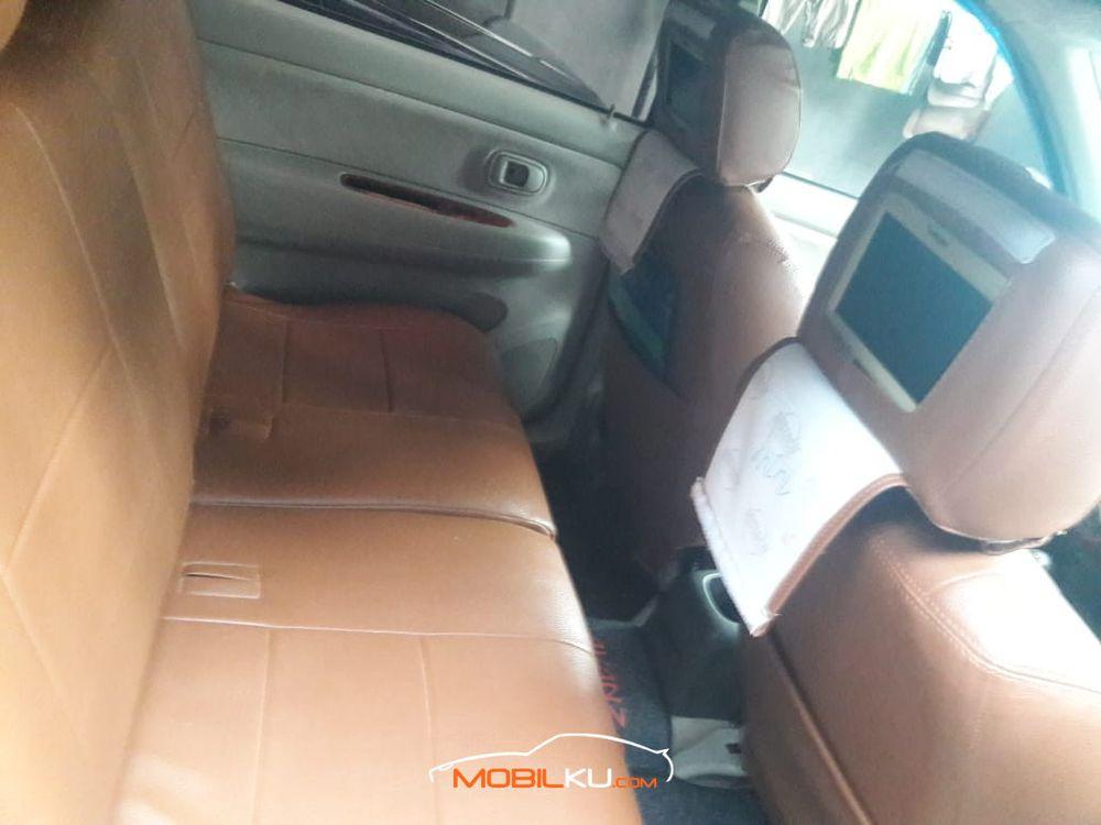 https://mobilku.s3.ap-southeast-3.amazonaws.com/ads/1000/ad3a64f6-771e-438a-8bde-e0dff0a175c8.jpeg