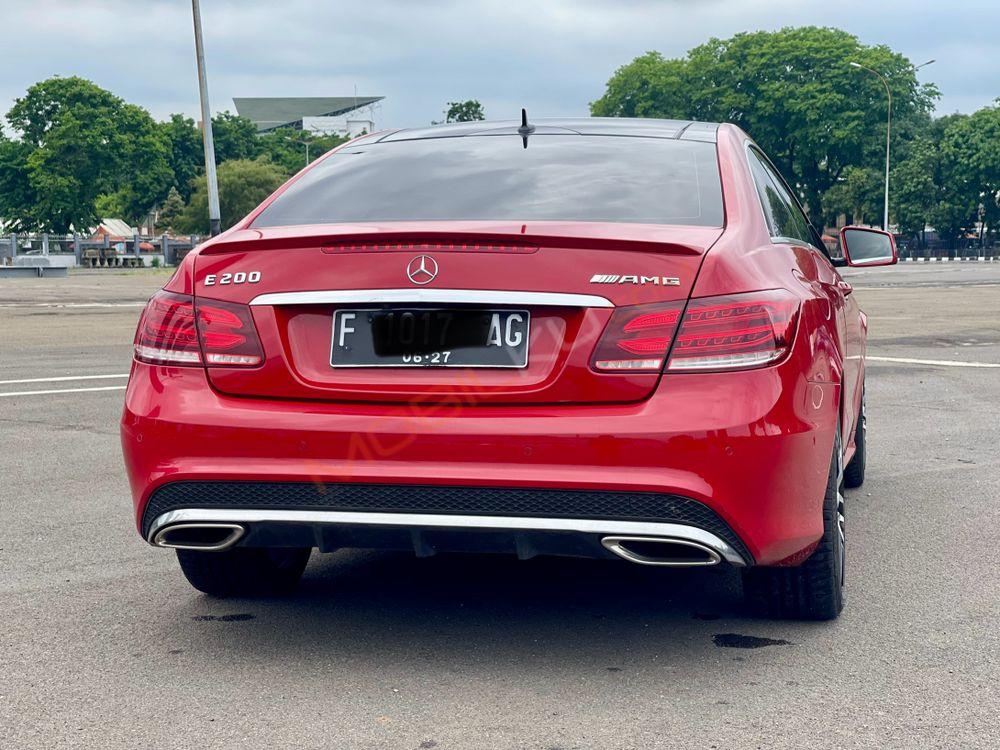 Mobil Mercedes-Benz E-Class 2014