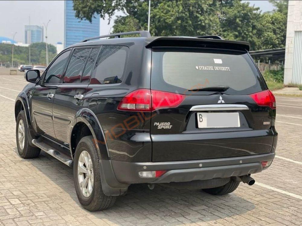 Mobil Mitsubishi Pajero Sport 2013