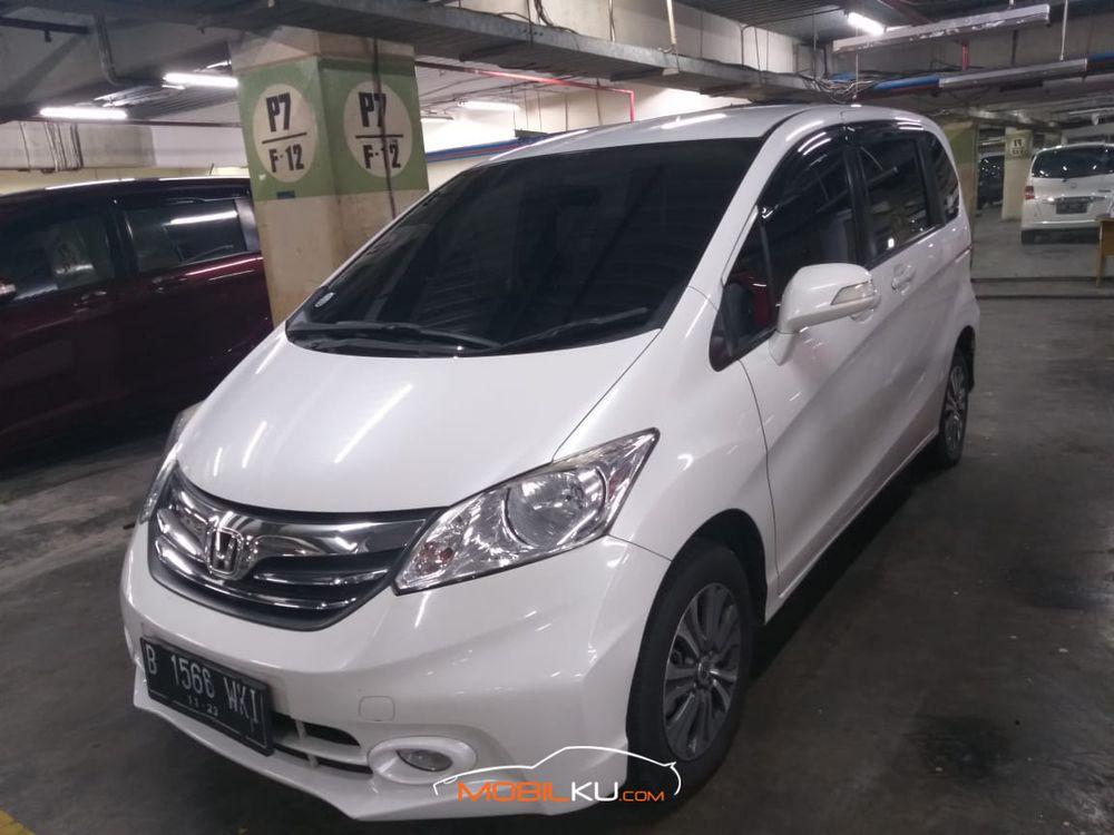 https://mobilku.s3.ap-southeast-3.amazonaws.com/ads/1000/b01b5567-a861-4fd0-be53-52e730c543ec.jpeg