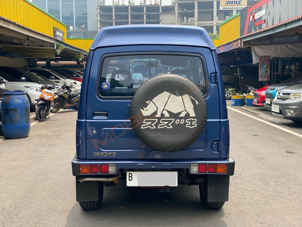 Mobil Suzuki Katana 2004