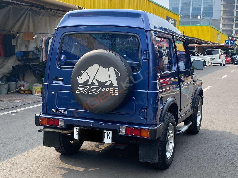 Mobil Suzuki Katana 2004