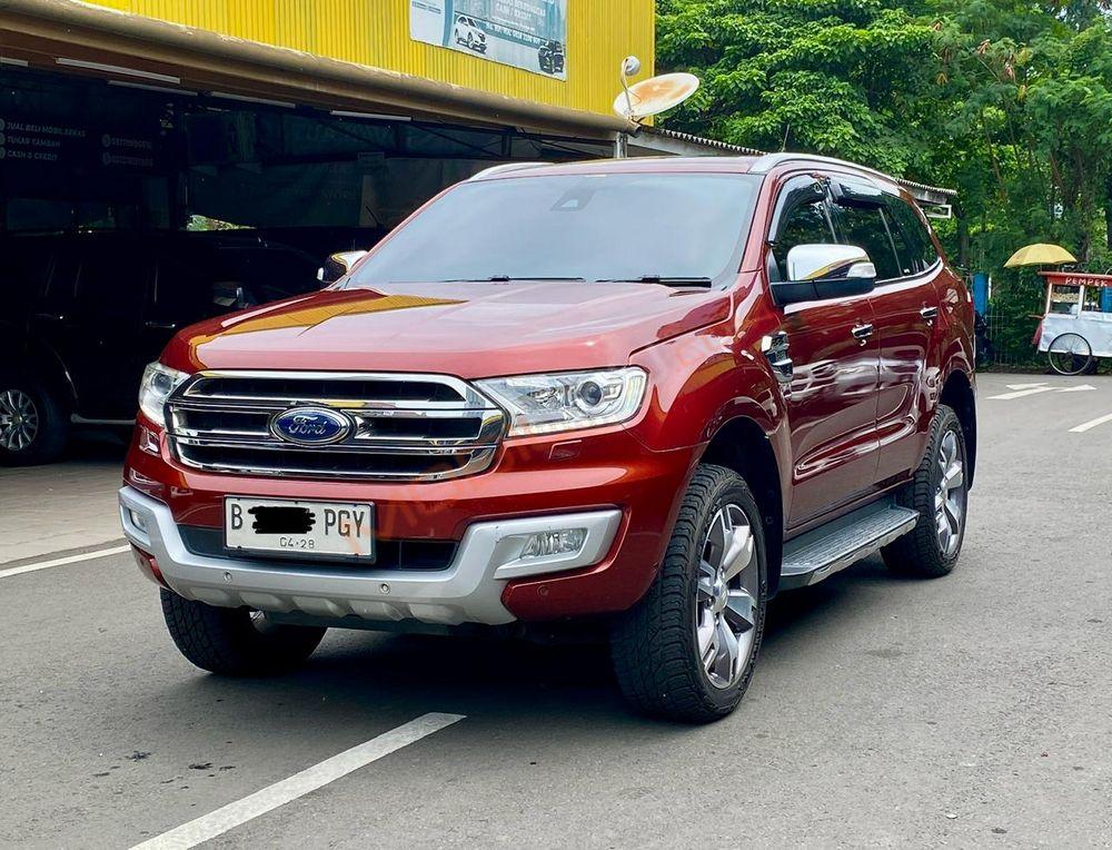 Mobil Ford Everest 2016