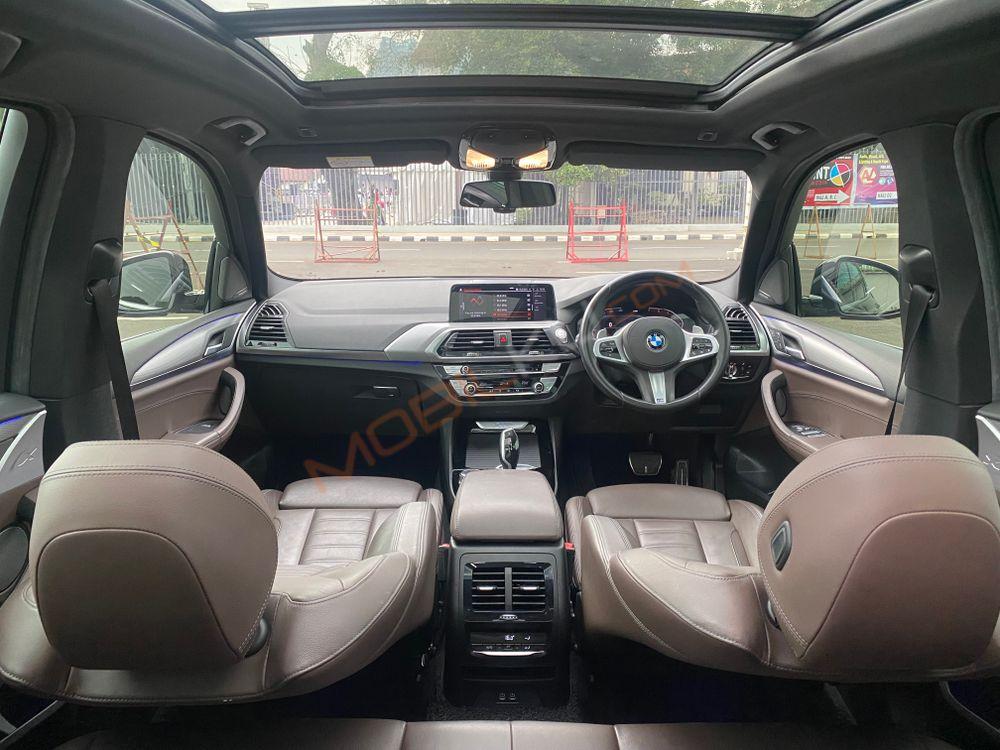 Mobil BMW X3 2021